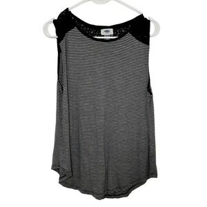Old Navy Womens Large Grey Black Striped Lace Yoke Sleeveless Tank Top Hem